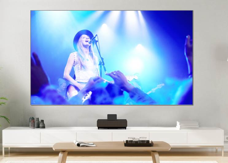 אפסון מכריזה על מקרני 4K בגודל של עד 500 אינץ'